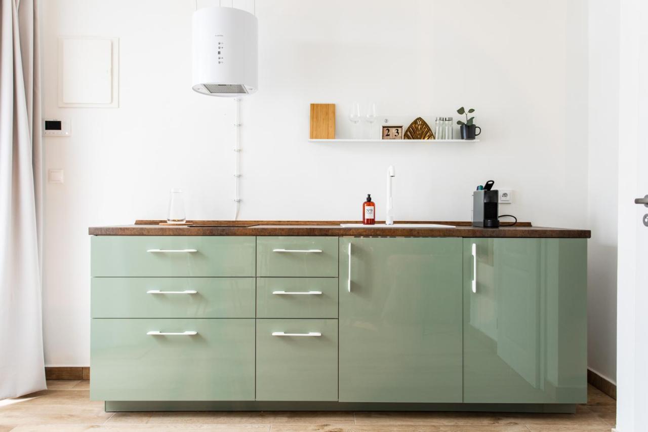 Cozy Modern In Prague's Absolute Center Apartamento